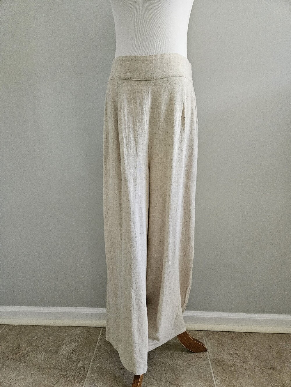 Wide Leg Linen-Blend Pants in Natural Cream